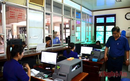 Quầy vé tại Ga Vinh.