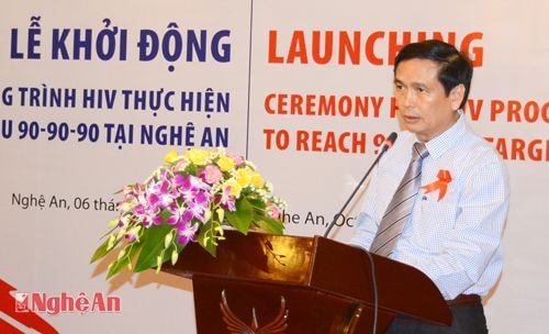 BS. Nguyễn Văn Định  - Giám đốc Trung tâm Phòng chống HIV/AIDS phát biểu khai mạc.