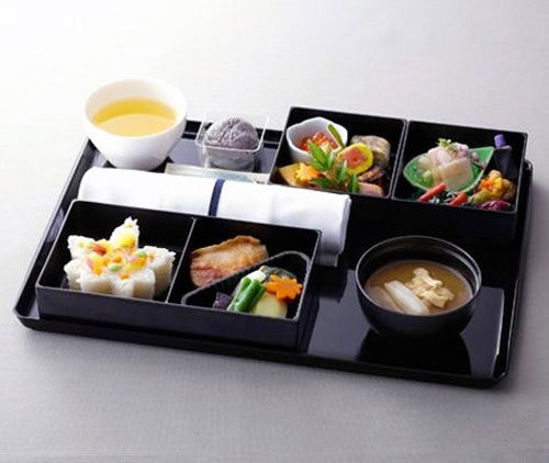 All Nippon Airways, Nhật Bản
