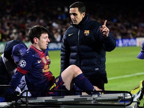 HLV Enrique muốn Messi có thêm thời gian dưỡng thương. (Ảnh: Getty).