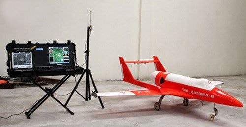 Thành tựu được coi là lớn nhất trong việc sản xuất UAV của Việt Nam là sản xuất thành công UAV-02. Dù được nghiên cứu và chế tạo chỉ với nhiệm vụ làm mục tiêu bay, tuy nhiên sự ra đời của loại UAV này có ý nghĩa đặc biệt quan trong với Không quân Việt Nam.