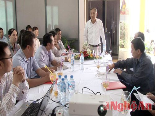 Đồng chí Trần Văn Tùng - Thứ trưởng Bộ KHCN ghi nhận và biểu dương những thành quả mà Công ty CP chanh leo Nafood đạt được, nhất là việc ứng dụng công nghệ cao vào sản xuất nông nghiệp.