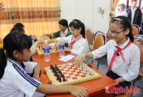 Môn cờ vua có 101 cờ thủ tham gia thi đấu.