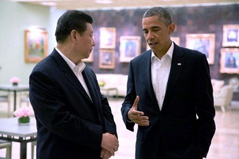 Chủ tịch Trung Quốc Tập Cận Bình (trái) và Tổng thống Mỹ Obama trong cuộc gặp hồi tháng 9. Ảnh AP.