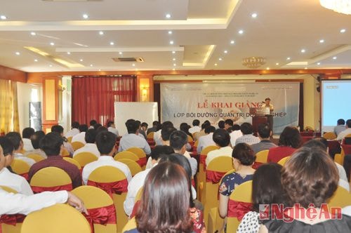 Gần 200 học viên tham gia khóa học