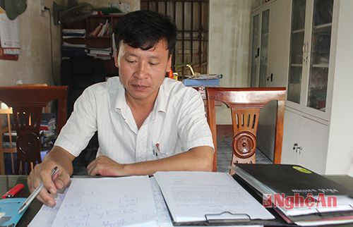 Ông Hồ Hoàng Nghiệp, Chủ tịch UBND xã Tiến Thủy.