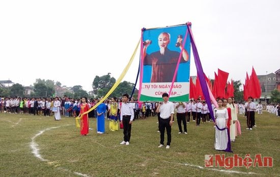Các khối tham gia Hội khỏe Phù Đổng huyện Anh Sơn