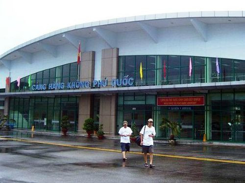 Lượng khách đến Cảng hàng không Phú Quốc ngày càng tăng. Ảnh: vietnamtourism