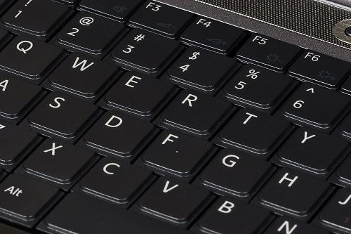 QWERTY là kiểu bố cục bàn phím phổ biến nhất nhưng chưa phải là hiệu quả nhất.