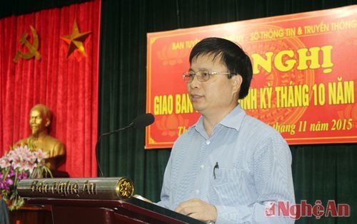 Đồng chí Bùi Đình Long - Giám đốc Sở Y tế cung cấp một số thông tin về hoạt động của ngành trong thời gian qua.