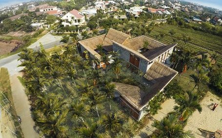 Nhà cộng đồng Cẩm Thanh thắng giải ở hạng mục Kiến trúc Dân dụng-Cộng đồng.