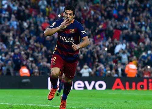 Suarez không hổ danh là cựu Vua phá lưới Ngoại hạng Anh.