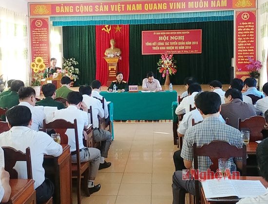 Toàn cảnh hội nghị.