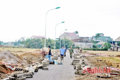 Thi công vỉa hè tại dự án