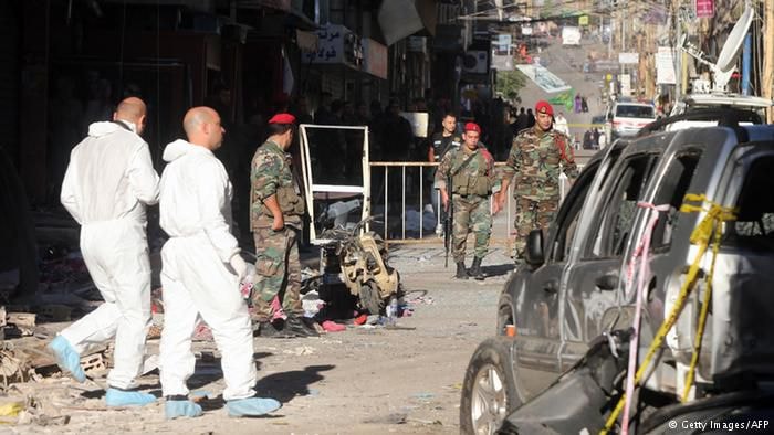 Hiện trường vụ đánh bom kép ở Beirut, Liban hôm 12/11. Ảnh: AFP