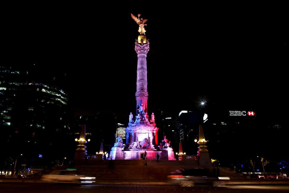 Tượng đài Angel de la Independencia tại Mexico City, thủ đô của Mexico.