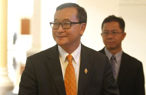 Ông Sam Rainsy, lãnh đạo đảng đối lập Cứu nguy Dân tộc Campuchia (CNRP). Ảnh: Reuters.