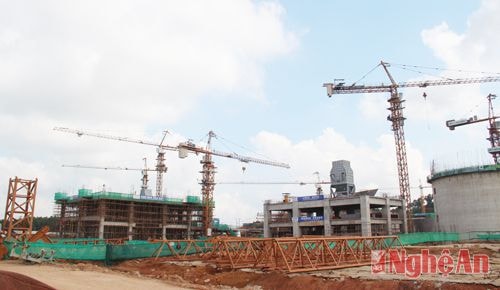 Công trường thi công Nhà máy xi măng Đô Lương