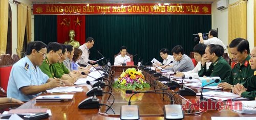 Toàn cảnh hội nghị giao ban.