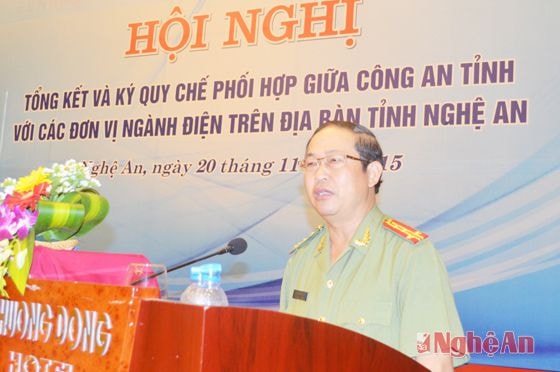 Đại tá Nguyễn Tiến Dần – Phó Giám đốc Công an tỉnh phát biểu tại lễ tổng kết.