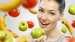 Hợp chất epicatechine polyphenol có nhiều trong quả táo dại giúp bạn chống lão hóa da hiệu quả nhất. Ảnh minh họa