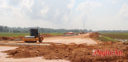 Nhờ thực hiện tốt công tác GPMB đơn vị thi công triển khai dự án đường N5