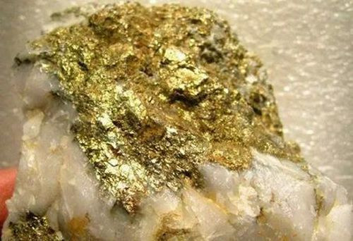 Trung Quốc lại phát hiện thêm mỏ vàng hơn 300 tấn. Ảnh: Youth