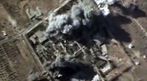 Trại huấn luyện của IS bị phá hủy trong cuộc không kích của Nga tại Syria. Ảnh: AFP