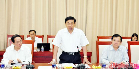 Đồng chí Nguyễn Xuân Đường - Phó Bí thư Tỉnh ủy, Chủ tịch UBND tỉnh nhấn mạnh một số nội dung phối hợp trọng tâm