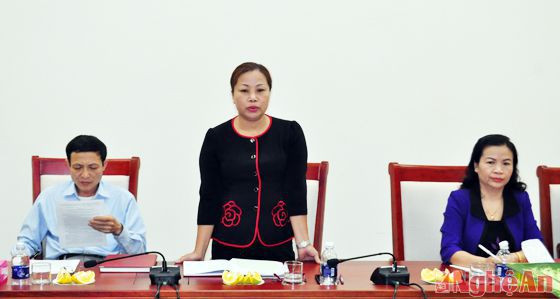 Đồng chí Nguyễn Thị Thu Hường - Ủy viên Ban Thường vụ Tỉnh ủy, Bí thư Đảng ủy Khối các cơ quan tỉnh 