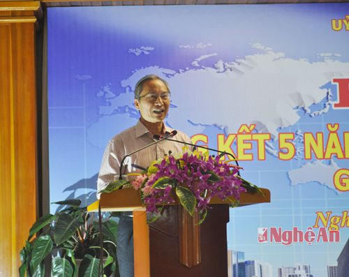 Ông Nguyễn Thanh Hưng, Chủ tịch Hiệp hội TMĐT Việt Nam phát biểu tại hội nghị