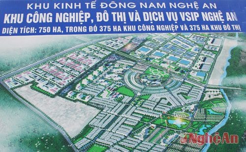 Nằm tại huyện Hưng Nguyên, VSIP Nghệ An được quy hoạch với tổng diện tích 750 ha, hạ tầng hoàn chỉnh, với các ngành công nghiệp trọng điểm bao gồm dệt may, sản xuất hàng tiêu dùng nhanh, thực phẩm, nước giải khát, lắp ráp linh kiện điện tử,…