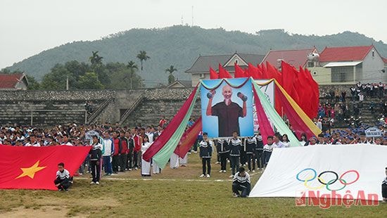 Toàn cảnh lễ khai mạc