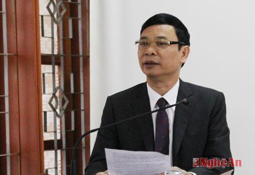 Ông Phạm Văn Vinh, phó giám đốc Sở Kế hoạch đầu tư phát biểu khai mạc khóa đào tạo