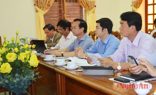 Các đồng chí thường trực huyện ủy Thanh Chương