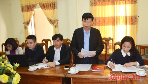 Đồng chí Lâm Văn Đoàn- Phó tổng biên tập Báo Nghệ An đánh giá kết quả phối hợp năm 2015 và triển khai chương trình trọng tâm năm 2016