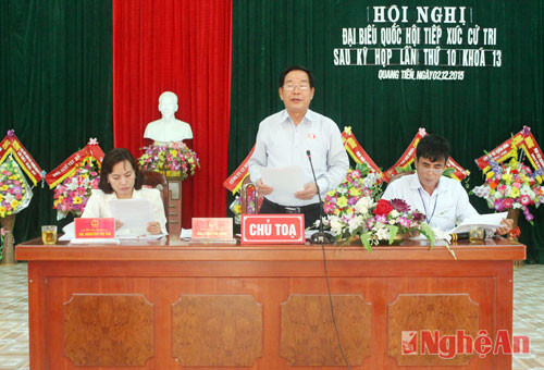 Ông Trần Văn Hằng, Ủy viên Trung ương Đảng, Chủ nhiệm UB đối ngoại Quốc Hội trả lời kiến nghị của cử tri.