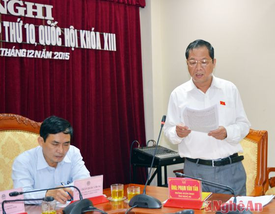 Đại biểu Quốc hội Phạm Văn Tấn thông báo kết quả kỳ họp thứ 10, Quốc hội khóa XIII