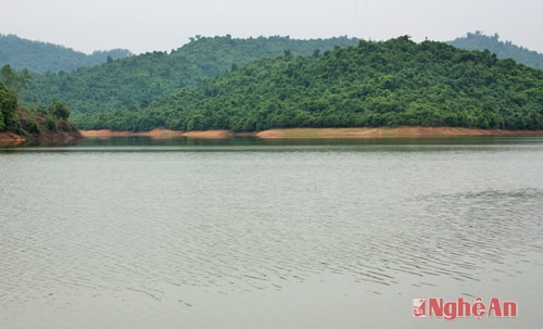 Hồ Khe Chung