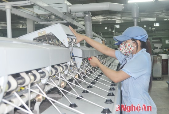 Công ty dệt may Hoàng Thị Loan luôn thực hiện tốt nghĩa vụ nộp ngân sách nhà nước