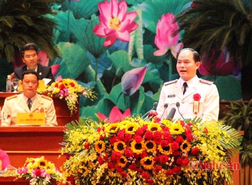 Đại úy Sằn A Phật, Phó Đội trưởng Đội An ninh, Công an huyện Tiên Yên, tỉnh Quảng Ninh chia sẻ về quá trình vận động bà con dân tộc thiểu số giữ vững an ninh trật tự.