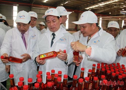 Lãnh đạo tỉnh thăm quan Trung tâm Công nghiệp thực phẩm Masan.