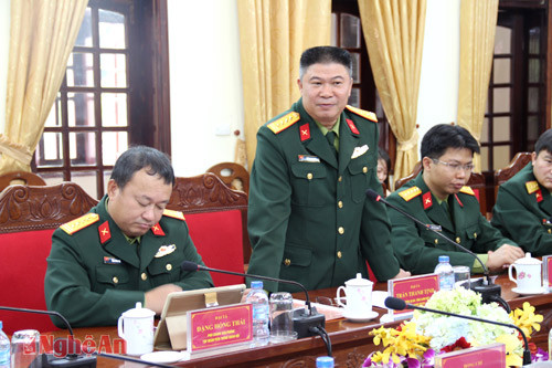 Đại tá Trần Thanh Tịnh - Tổng Giám đốc Công ty Thương mại Xuất nhập khẩu Viettel, Tập đoàn Viễn thông Quân đội giới thiệu một số nét về tình hình hoạt động của tập đoàn. 