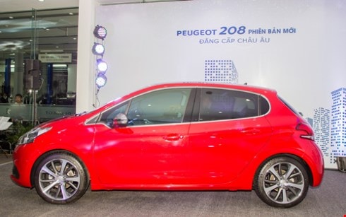  Thaco ra mắt xe Peugeot 208 mới và công bố chương trình ưu đãi Giáng sinh, đón Năm mới 2016