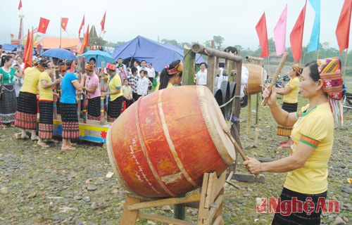Lễ hội Môn Sơn Lục Dạ