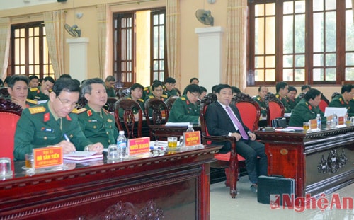 Các đại biểu tham dự hội nghị.