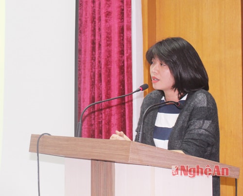 Bà Nguyễn Thị Phượng - Phó giám đốc Qũy Đổi mới Công nghệ quốc gia giới thiệu hoạt động hỗ trợ, tài trợ và tiêu chí xét duyệt của Qũy, 