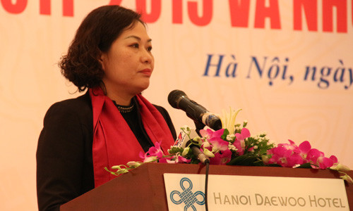 Phó thống đốc Nguyễn Thị  Hồng khẳng định cung cầu ngoại tệ thị trường không căng thẳng. Ảnh: Anh Tú.