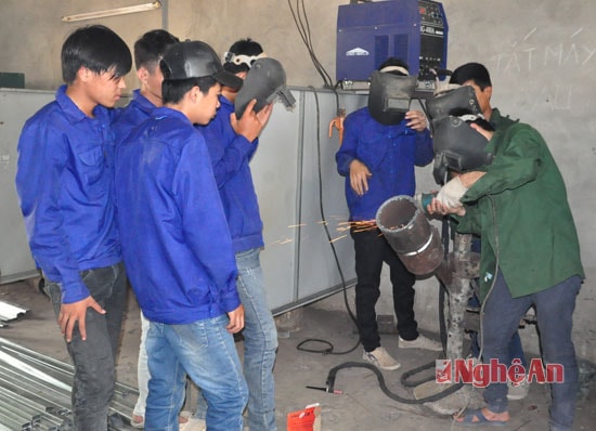 Học nghề tại trường dạy nghề Yên Thành.