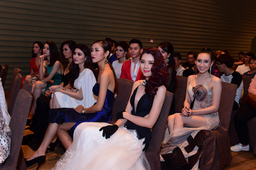  Các thí sinh lọt chung kết Siêu mẫu Việt Nam 2015.